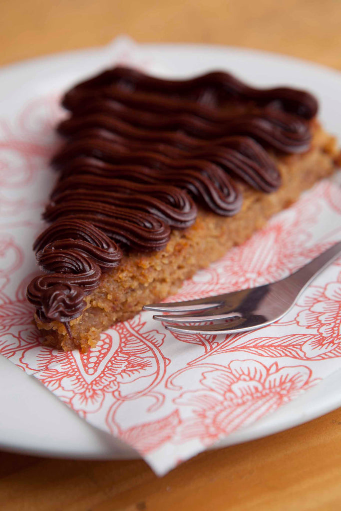 Torta de naranja amarga y almendras y chocolate 70% cacao